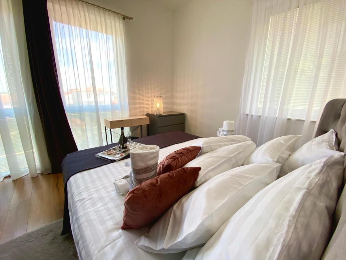 Ferienwohnung Apartman Sogni D'Oro Pula Exterior foto